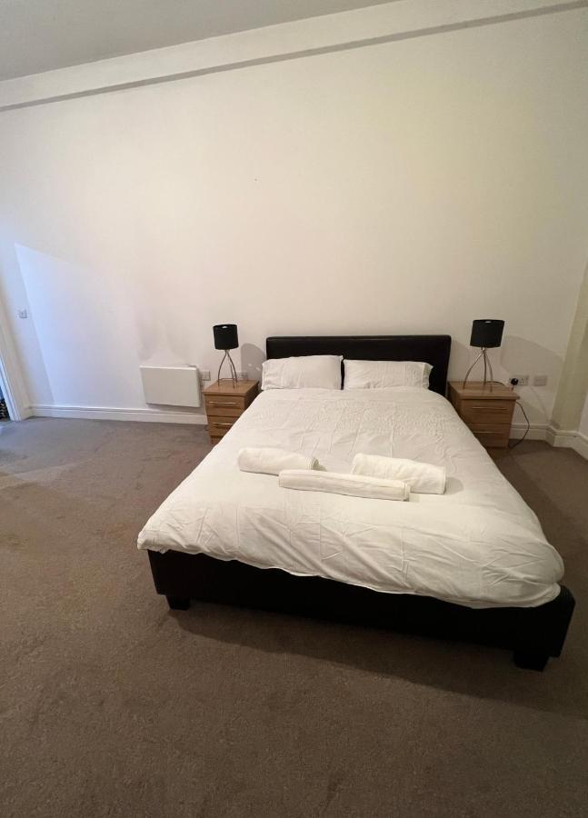 Bigkings Cosy 2 Bedroom Apartment With Free Parking In Central Manchester Extérieur photo