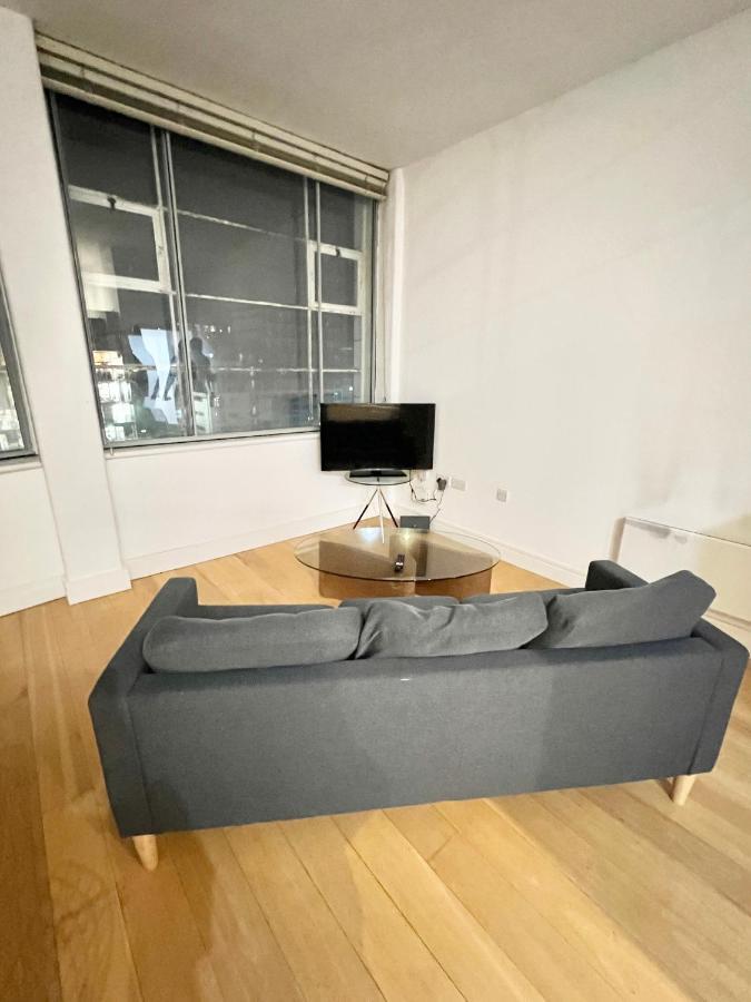 Bigkings Cosy 2 Bedroom Apartment With Free Parking In Central Manchester Extérieur photo